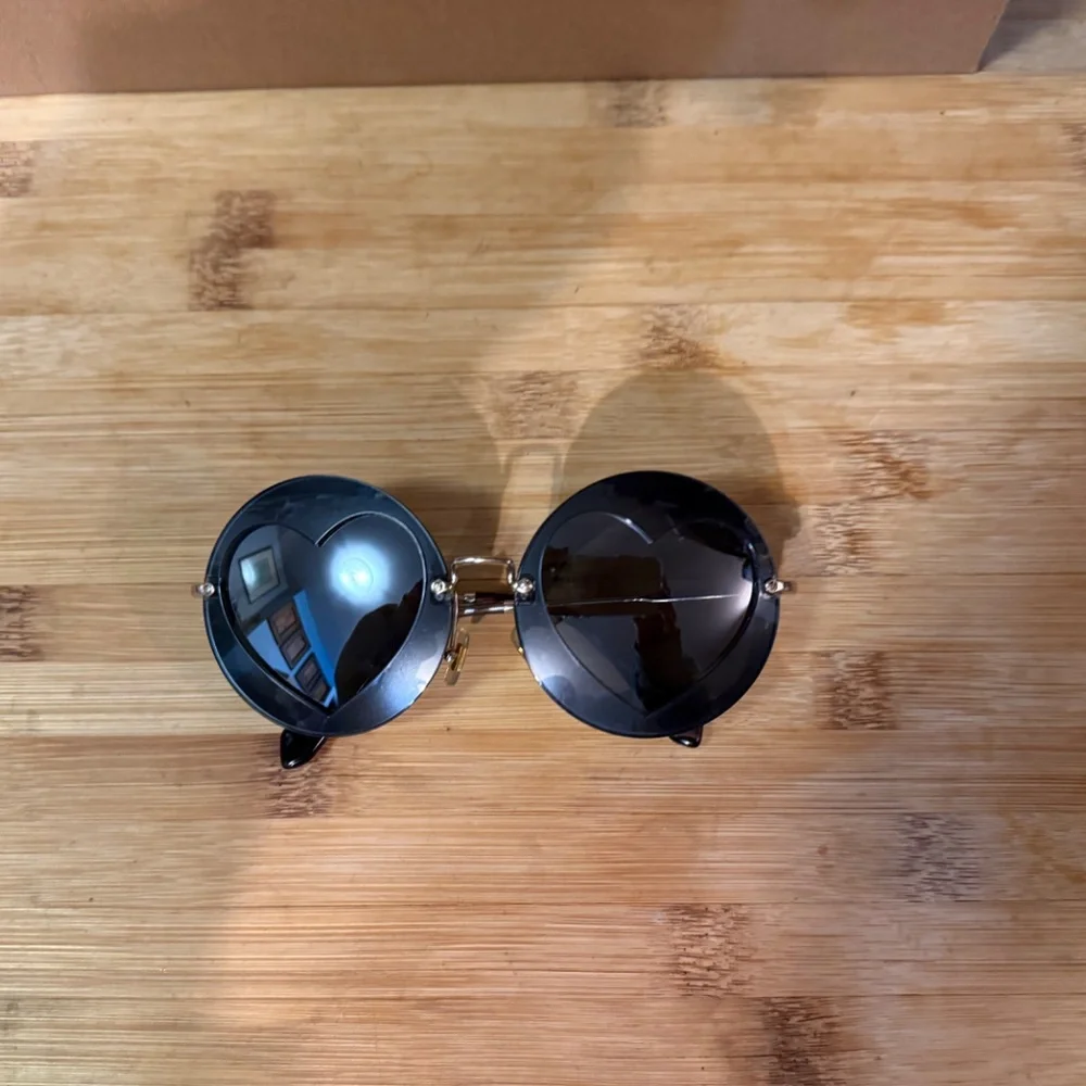 MIU MIU 62mm Layered Heart Round Sunglasses In Grey Mirror - NWOT - Picture 4 of 16